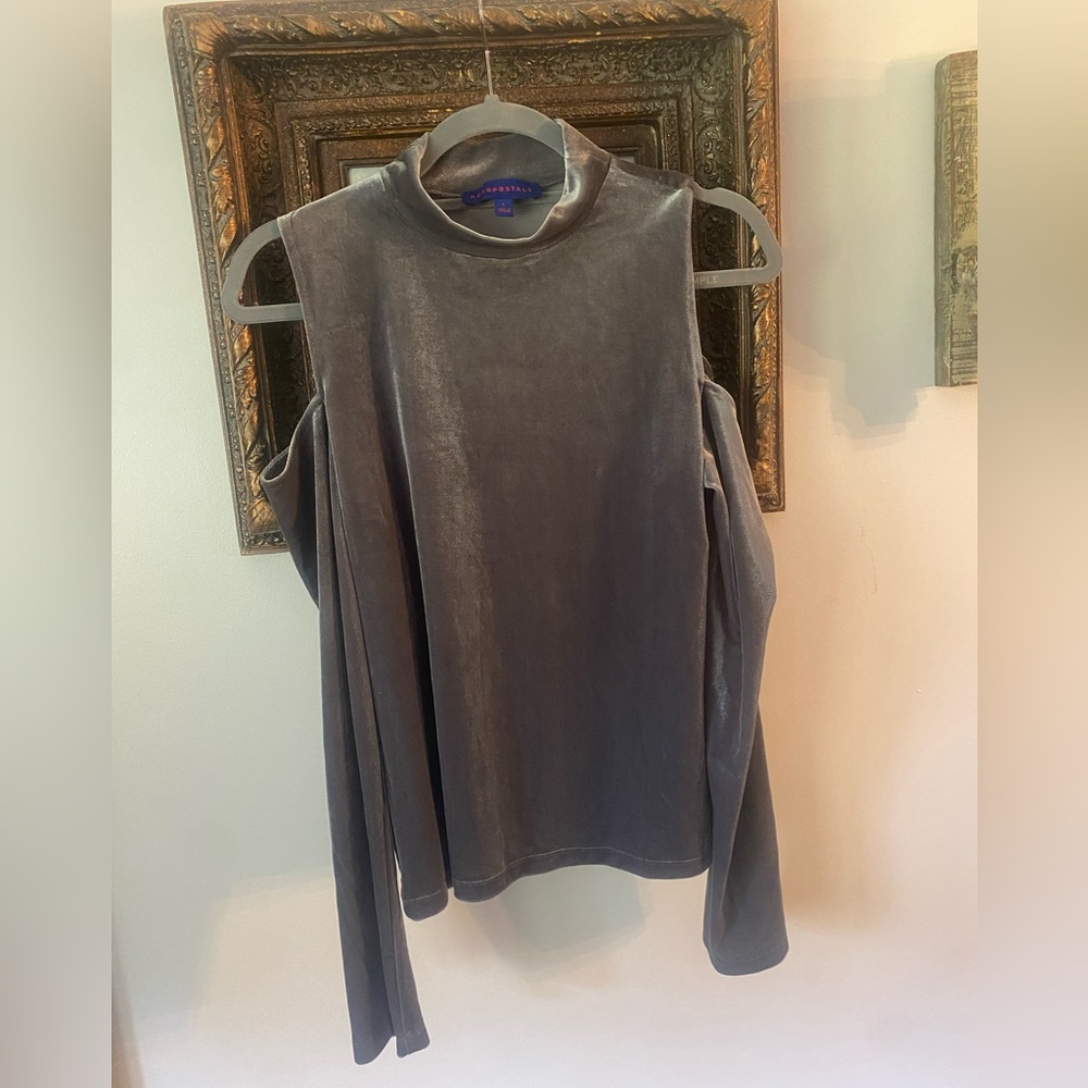 Aeropostale Charcoal Velveteen Top
